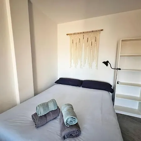 Precioso Y Nuevo Estudio De Playa شقة فوينخيرولا